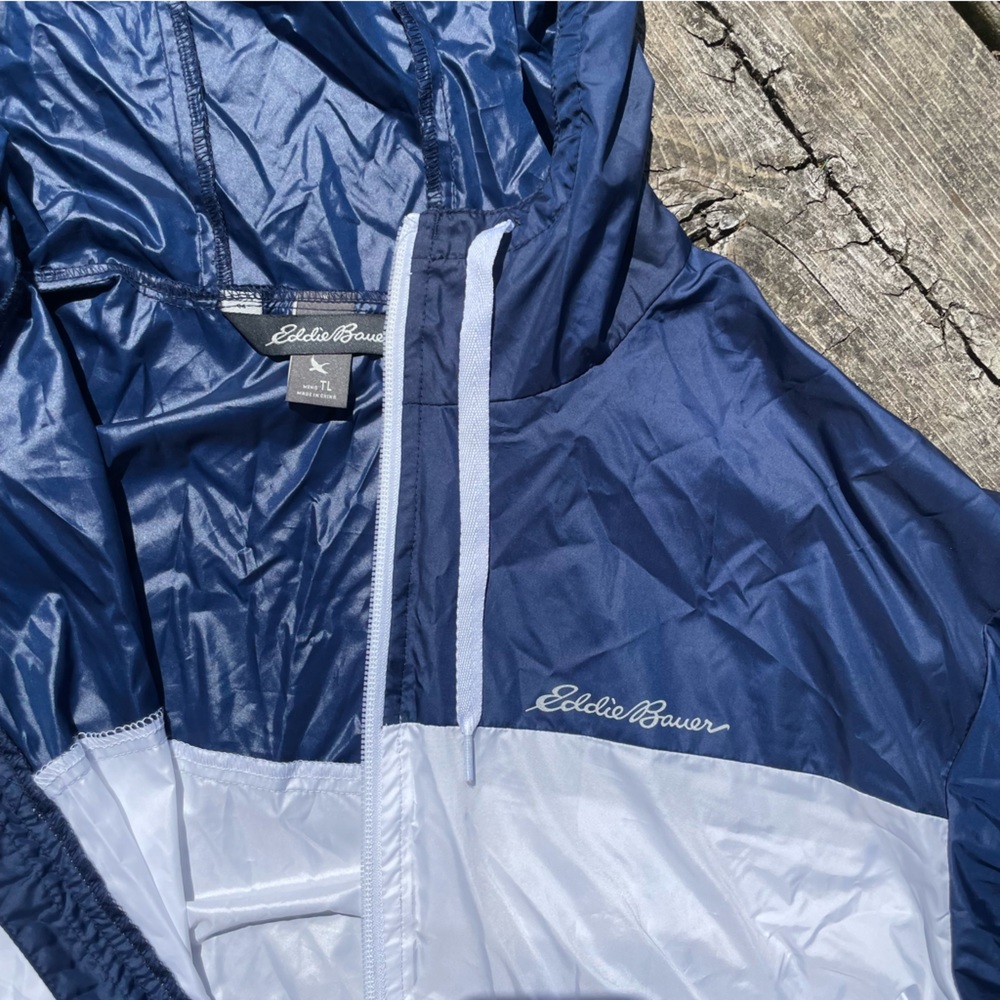 ☔️ NWOT Eddie Bauer Men's Momentum Light Jacket ☔️ - Picture 6 of 6